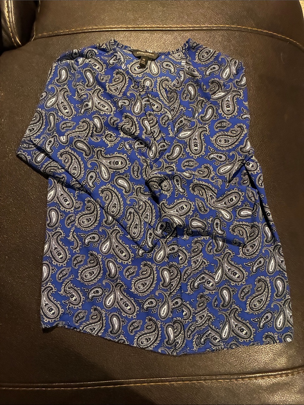 Banana republic Mixed Women's Blouse Bundle - Floral & Paisley Prints - Picture 12 of 14